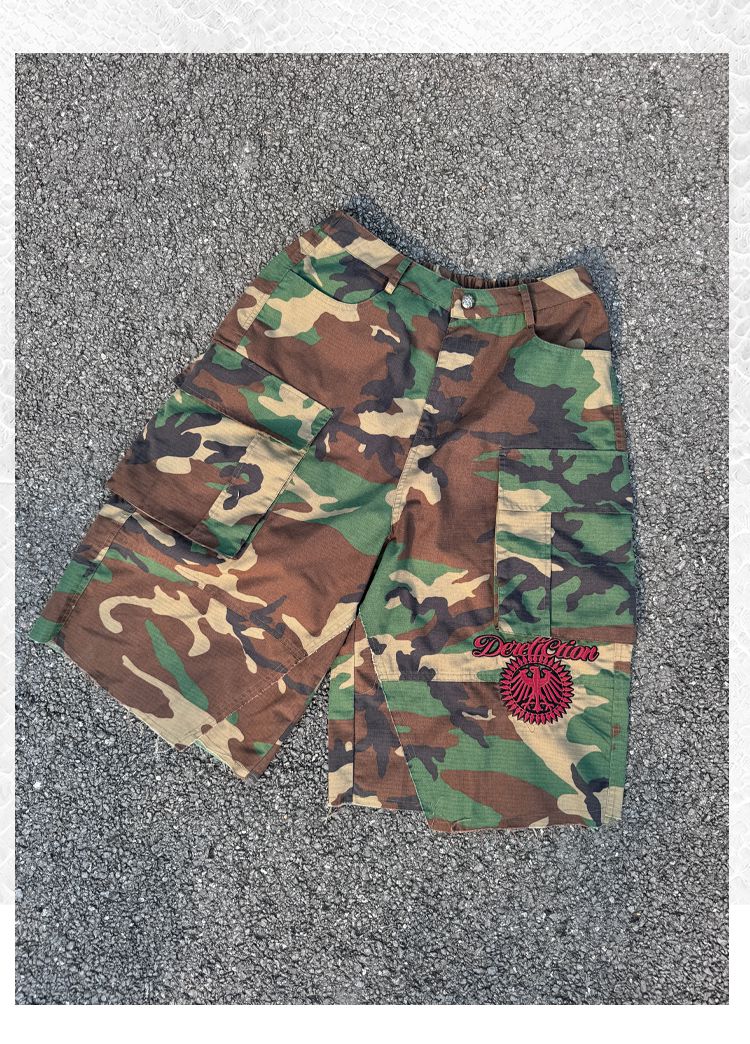 Camouflage Side Pockets Capri Korean Street Fashion Capri By Pioneer of Heroism Shop Online at OH Vault