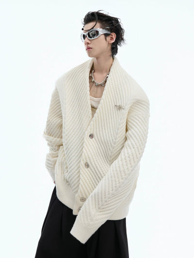 Lines Pattern Thick Knit Cardigan